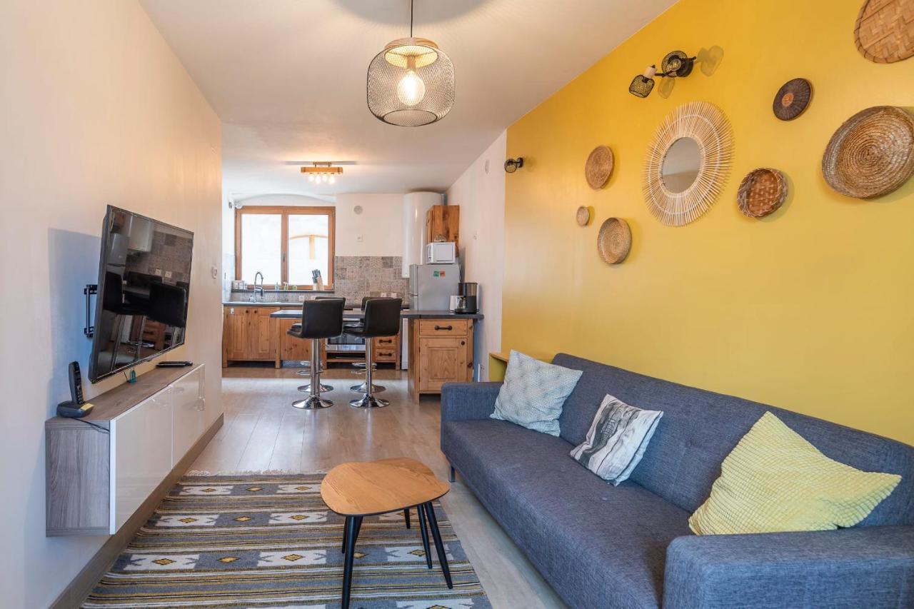 アヌシーReflet Des Alpes Furnished Flatアパートメント エクステリア 写真