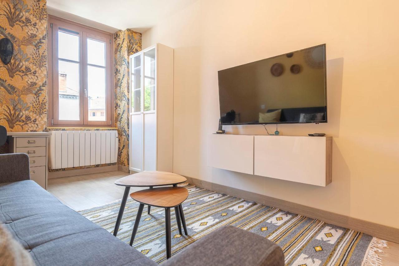 アヌシーReflet Des Alpes Furnished Flatアパートメント エクステリア 写真
