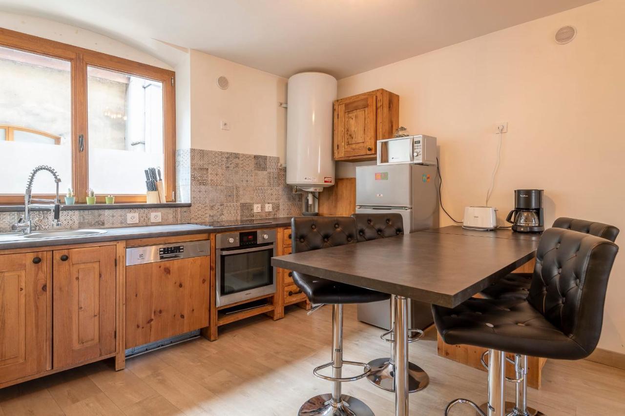 アヌシーReflet Des Alpes Furnished Flatアパートメント エクステリア 写真
