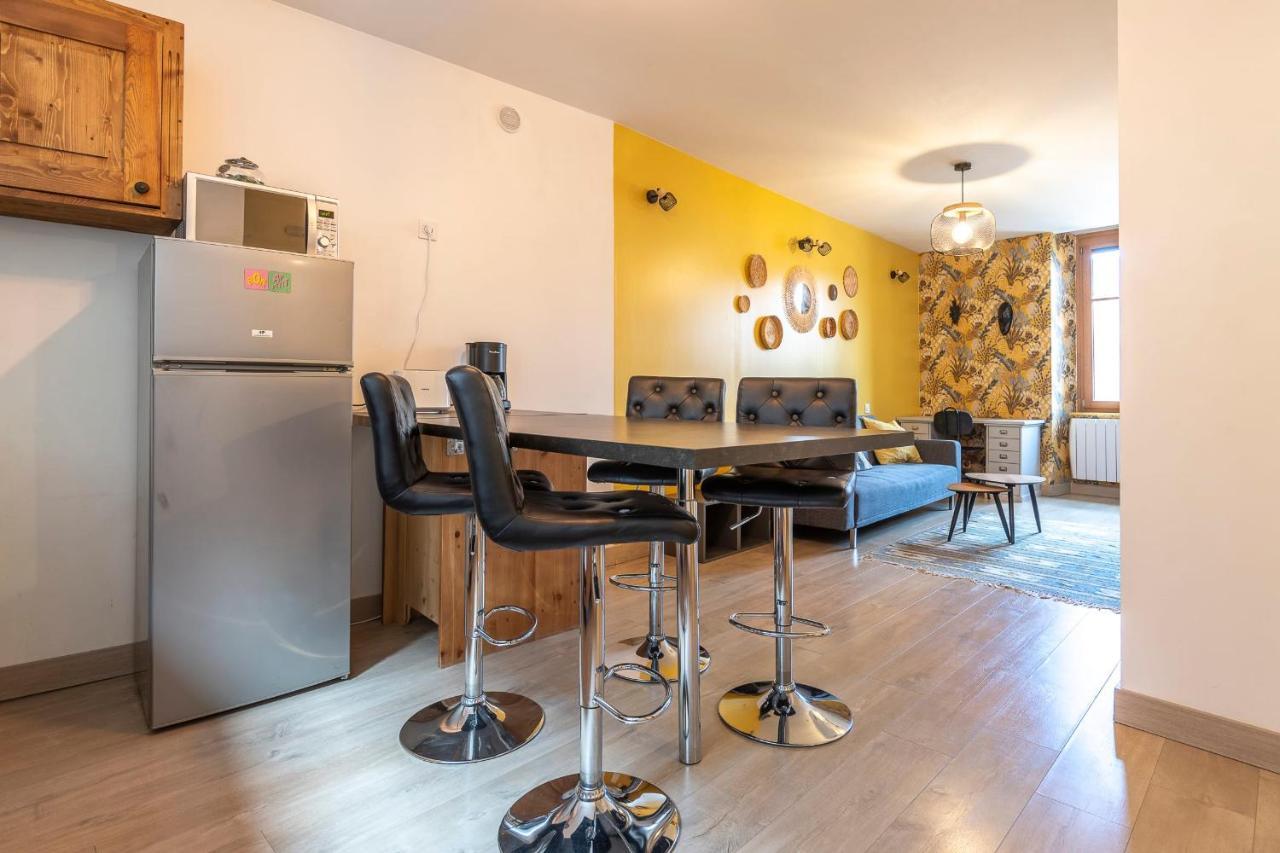 アヌシーReflet Des Alpes Furnished Flatアパートメント エクステリア 写真